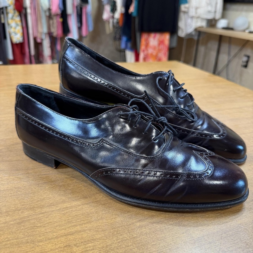 Johnston & Murphy Wingtip Shoes Mens Size 9.5 W Brown Brogue Oxford Italy Dress